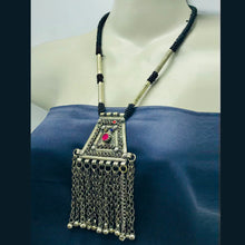 Load image into Gallery viewer, Vintage Pendant Middle Eastern Silver Necklace
