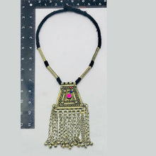 Load image into Gallery viewer, Vintage Pendant Middle Eastern Silver Necklace
