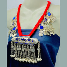 Load image into Gallery viewer, Vintage Red Necklace With Dangling Silver Motifs
