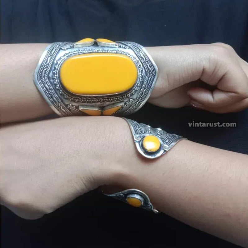 Vintage Tribal Cuff With Big Stones Bracelets