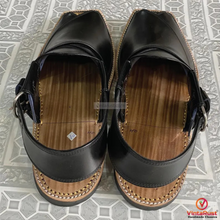 Load image into Gallery viewer, Black Shinny Leather Peshawari Chappal

