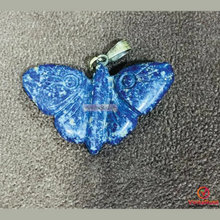Load image into Gallery viewer, Minimalist Butterfly Shape Lapis Pendant
