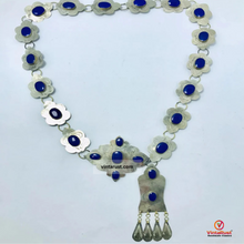 Load image into Gallery viewer, Turkman Belly Chain Inlaid With Lapis Stones

