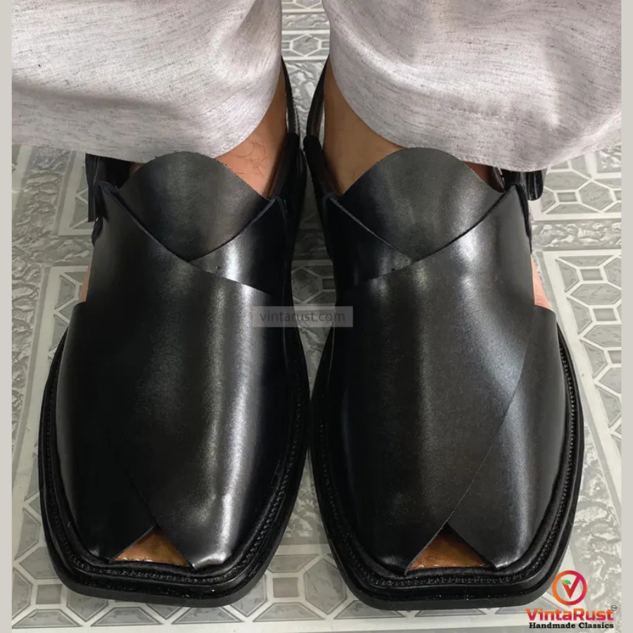 Classic Black Leather Peshawari Chappal