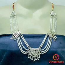 Load image into Gallery viewer, Handmade White Pearls Beaded Chain Necklace
