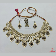 Load image into Gallery viewer, Handmade Tribal Choker Necklace with Earrings &amp; Ring
