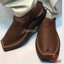 Load image into Gallery viewer, Handmade Pure Leather Kaptaan Peshawari Chappal
