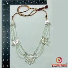 Load image into Gallery viewer, Handmade White Pearls Beaded Chain Necklace
