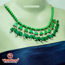 Load image into Gallery viewer, Green Beaded Stone and Small Pearls Necklace
