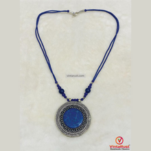 Load image into Gallery viewer, Blue Lapis Lazuli Gemstone Pendant Necklace

