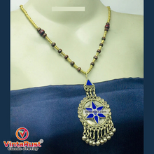 Load image into Gallery viewer, Handmade Beaded Chain Vintage Pendant Necklace
