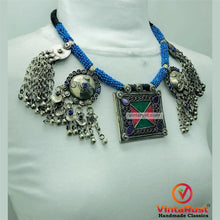 Load image into Gallery viewer, Blue Beaded Necklace With Dangling Pendants
