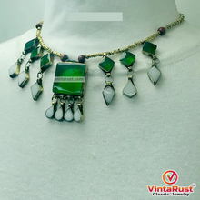 Load image into Gallery viewer, Green and White Stone Necklace
