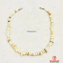 Load image into Gallery viewer, Beige &amp; White Natural Shell Necklace
