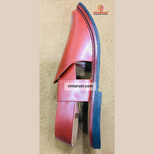 Load image into Gallery viewer, Genuine Leather Handmade Peshawari Slippers Men&#39;s Chappal
