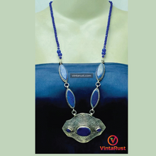 Load image into Gallery viewer, Vintage Blue Lapis Lazuli Stone Necklace
