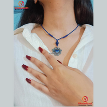 Load image into Gallery viewer, Genuine Royal Blue Lapis Lazuli Heart Shape Stone Necklace
