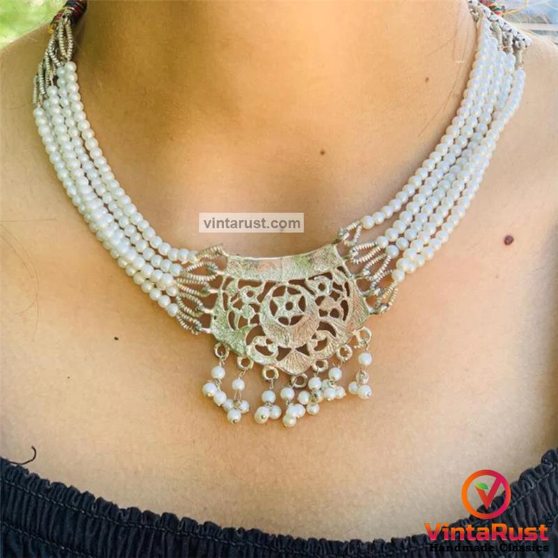 Handmade White Pearls Beaded Chain Necklace