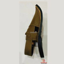 Load image into Gallery viewer, Authentic Tan Leather Peshawari Chappal
