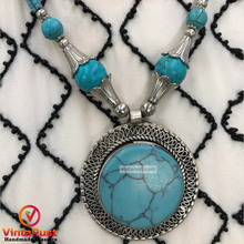 Load image into Gallery viewer, Turquoise gemstone Necklace with beaded dori
