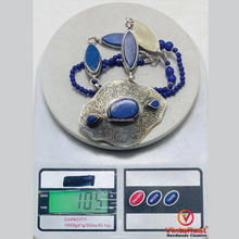 Load image into Gallery viewer, Vintage Blue Lapis Lazuli Stone Necklace
