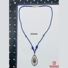 Load image into Gallery viewer, Vintage Lapis Lazuli Minimalist Pendant Necklace
