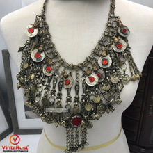 Load image into Gallery viewer, Oversized Bib Necklace With Glass Stones and Dangling Tassels
