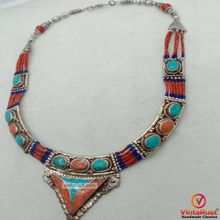 Load image into Gallery viewer, Ethnic Handmade Nepalese Stones Tribal Choker
