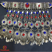 Load image into Gallery viewer, Tribal Blue and Red Glass Stones Dangling Choker
