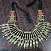 Load image into Gallery viewer, Metal Spikes With Beads Choker Necklace
