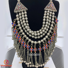 Load image into Gallery viewer, Vintage Handmade Heavy Boho Choker Necklace
