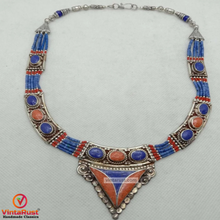 Load image into Gallery viewer, Ethnic Handmade Nepalese Stones Tribal Choker
