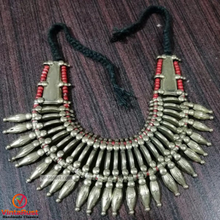 Load image into Gallery viewer, Metal Spikes With Beads Choker Necklace

