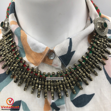 Load image into Gallery viewer, Red Handmade Metal Antique Spikes Choker Necklace
