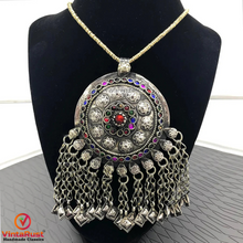 Load image into Gallery viewer, Traditional Metal Round Long Necklace
