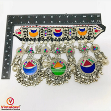 Load image into Gallery viewer, Handcrafted Tribal Choker Multicolor Glass Stones
