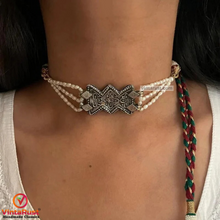 Load image into Gallery viewer, Tribal Motif Choker Necklace With Pearls Beaded Chain
