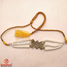 Load image into Gallery viewer, Tribal Motif Choker Necklace With Pearls Beaded Chain
