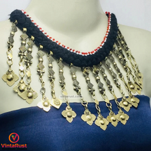 Load image into Gallery viewer, Handmade Tribal Dangling Tassels Choker
