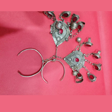 Load image into Gallery viewer, Turkmen Ring Bracelet, Handmade Tribal Chain Link, Silver Red Stone

