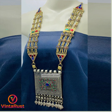 Load image into Gallery viewer, Vintage Long Chain Big Pendant Necklace
