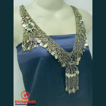 Load image into Gallery viewer, Silver Kuchi Bib Necklace With Dangling Pendant
