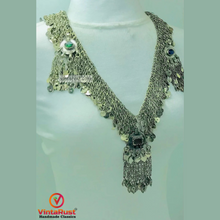 Load image into Gallery viewer, Silver Kuchi Bib Necklace With Dangling Pendant
