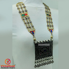 Load image into Gallery viewer, Vintage Long Chain Big Pendant Necklace
