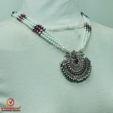 Load image into Gallery viewer, Handmade Layered Beaded Chain Necklace
