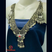 Load image into Gallery viewer, Long Pendant Rustic Necklace With Tassels
