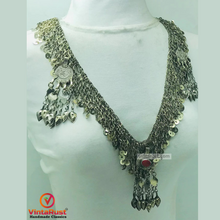 Load image into Gallery viewer, Long Pendant Rustic Necklace With Tassels
