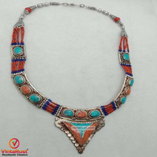Load image into Gallery viewer, Ethnic Handmade Nepalese Stones Tribal Choker
