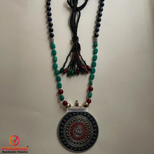 Load image into Gallery viewer, Tribal Pendant Necklace With Stones
