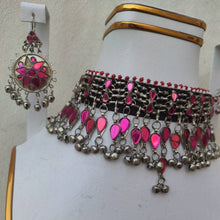 Load image into Gallery viewer, Pink beaded choker Jewelry Set
